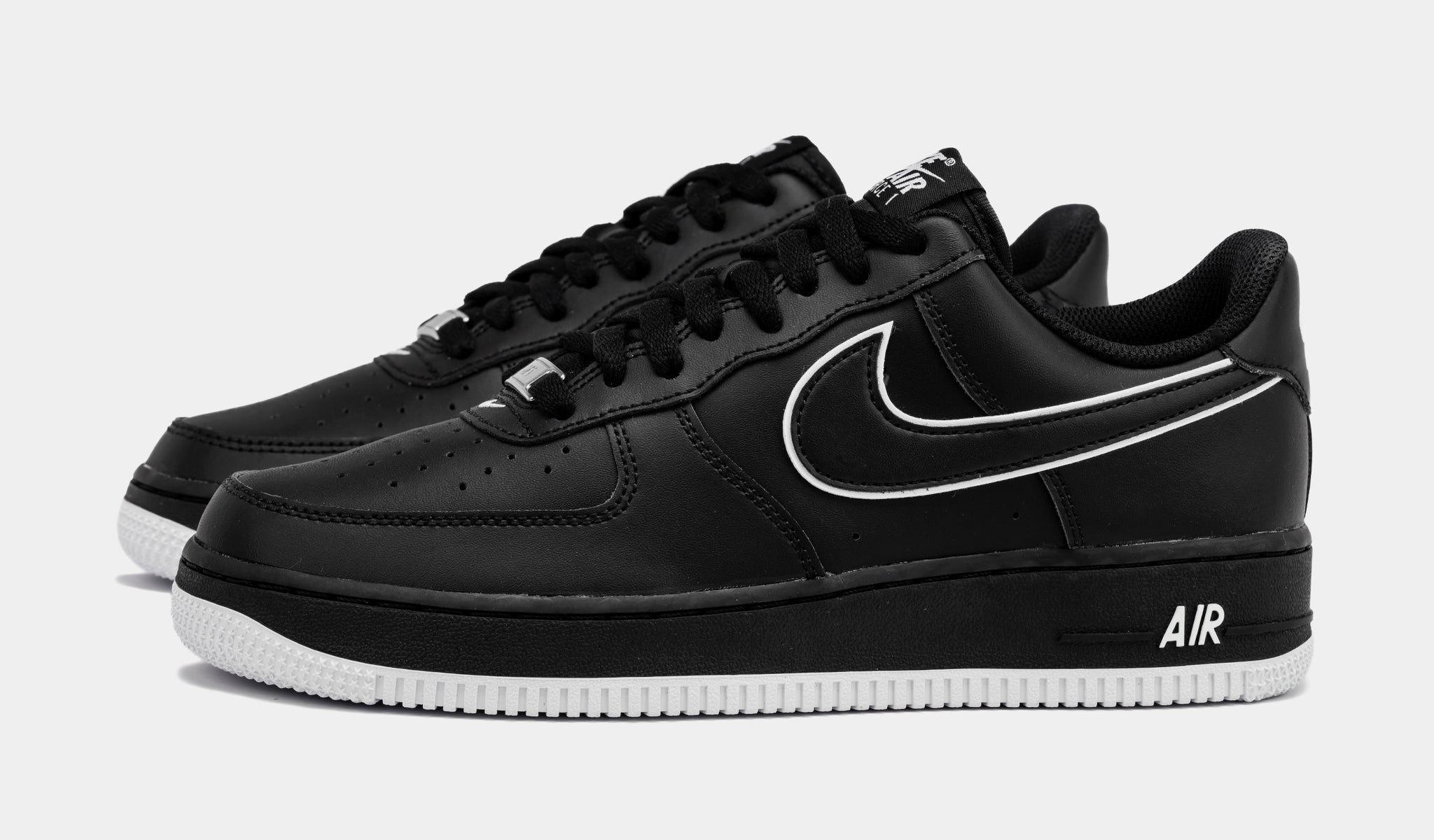 Men's air force 1 white hot sale and black