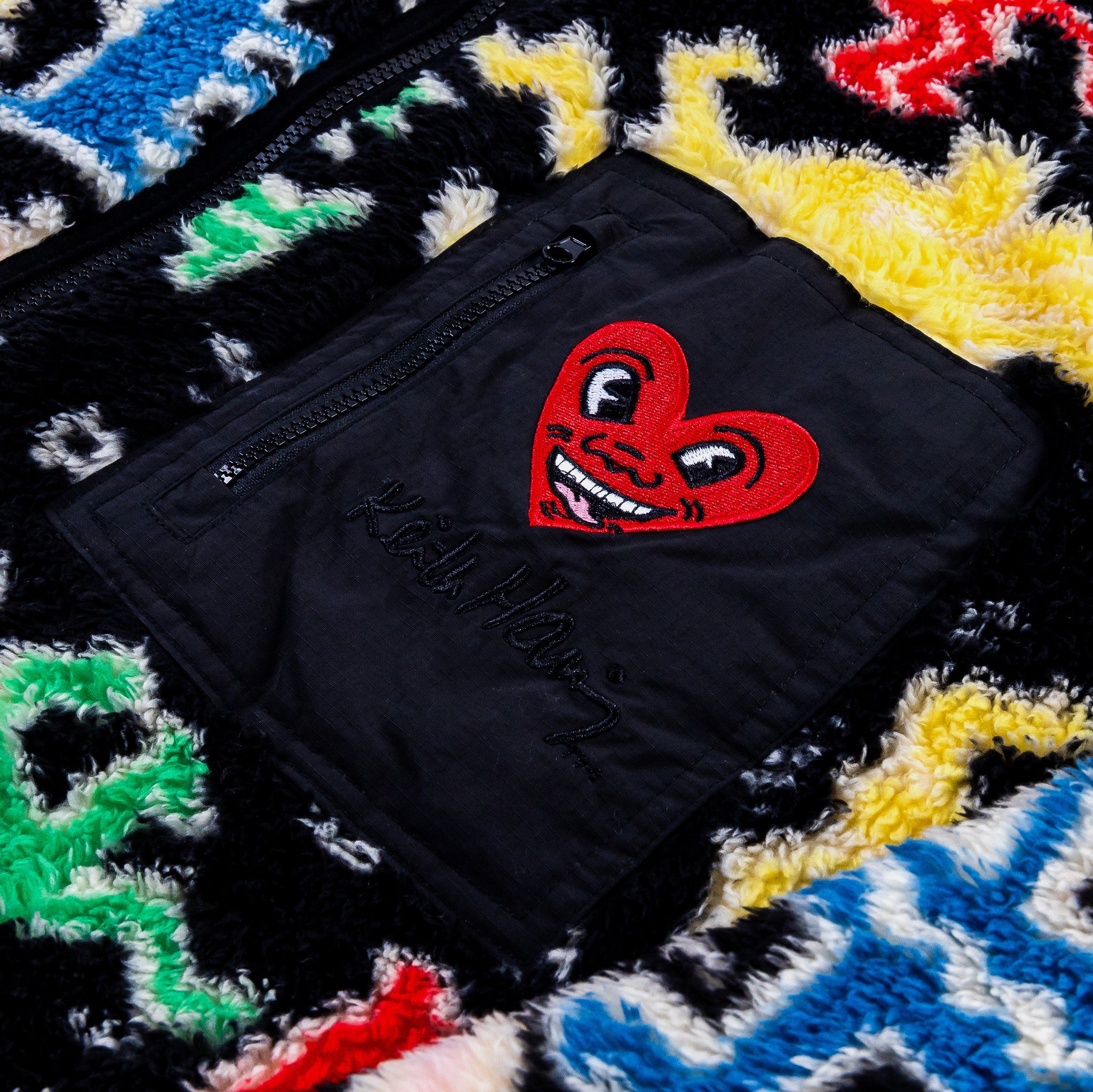 Shoe Palace SP x Keith Haring Heart All Over Print Sherpa Mens 