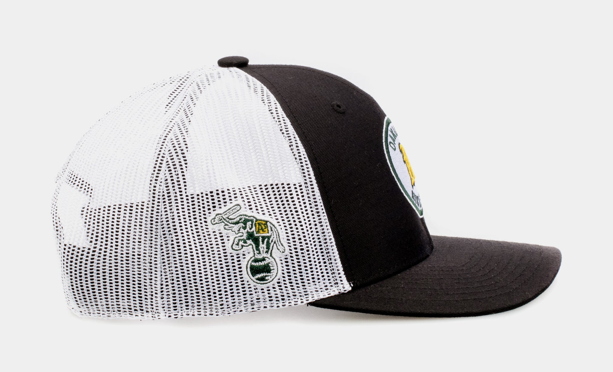 Shoe Palace Exclusive Oakland A's Mens Trucker Hat (Black)