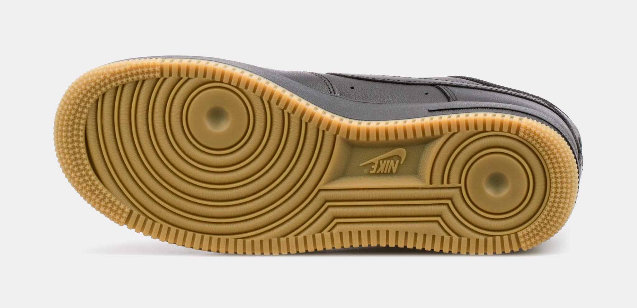 Mens nike gum bottom 2024 shoes