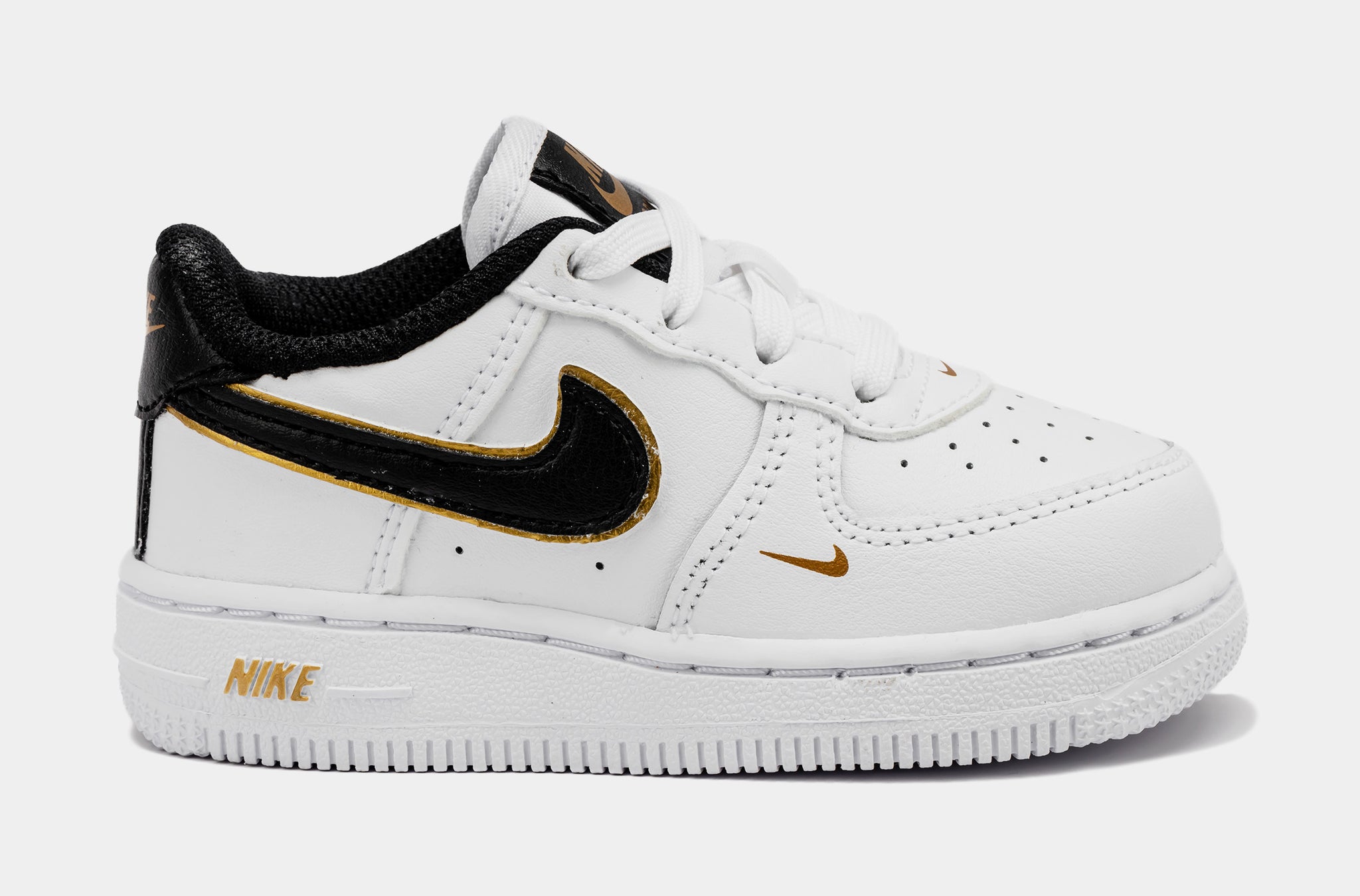 Air force 1 lv8 black white online