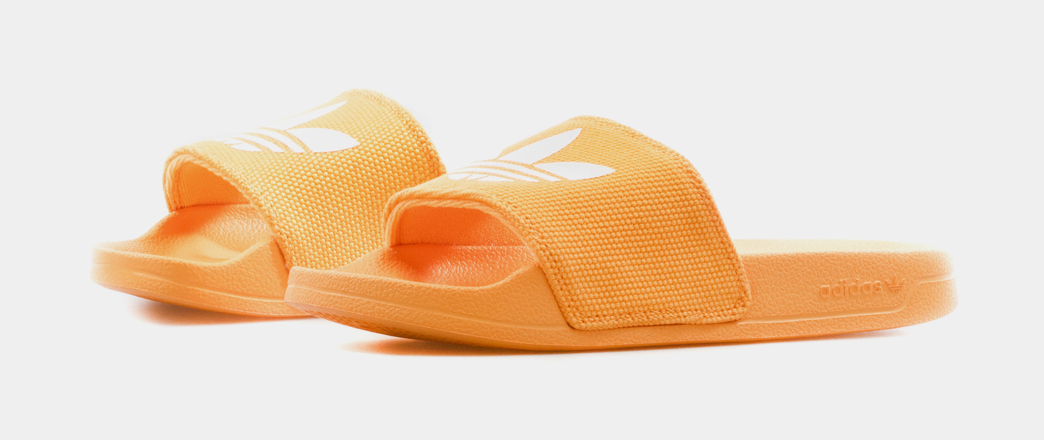 Women's adidas hotsell adilette slides