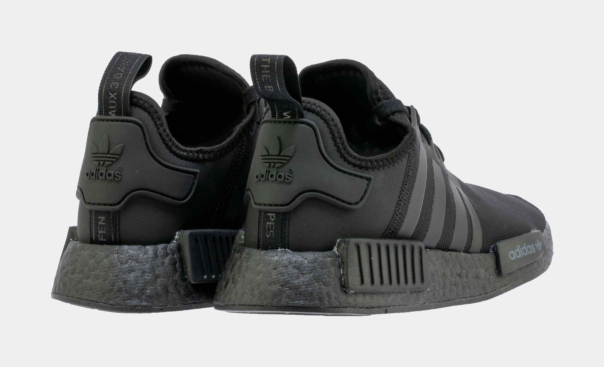 Adidas nmd r1 sales shoe palace