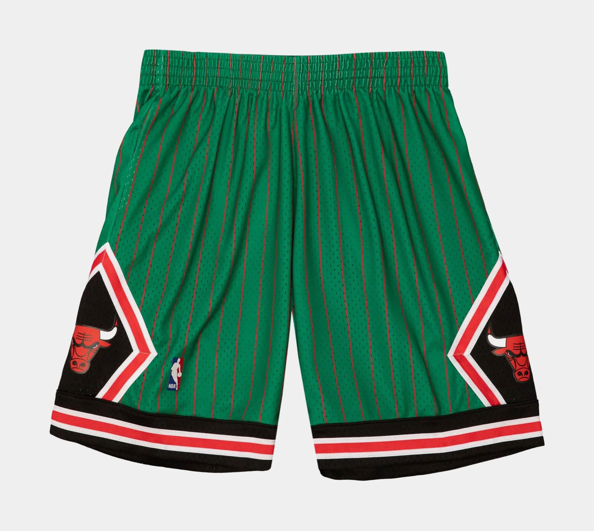 Mitchell and ness store green bulls shorts