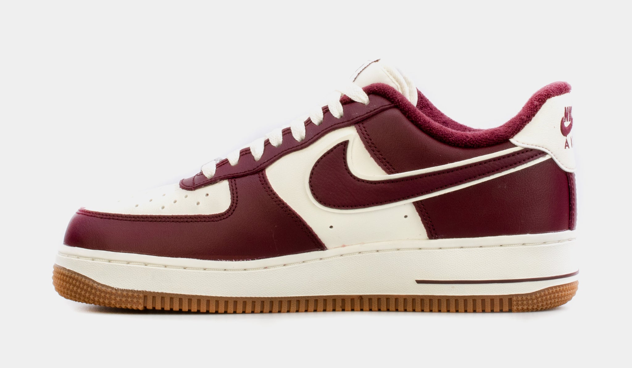 Burgundy and white store nike air force 1