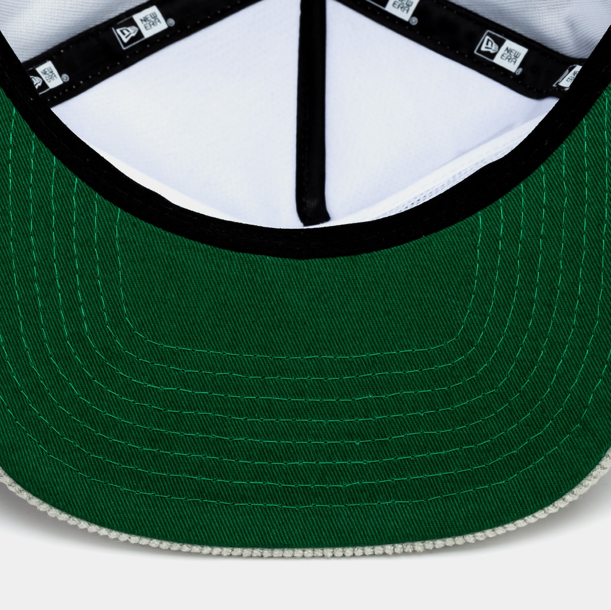 New Era Las Vegas Raiders Corduroy Golfer Snapback Hat
