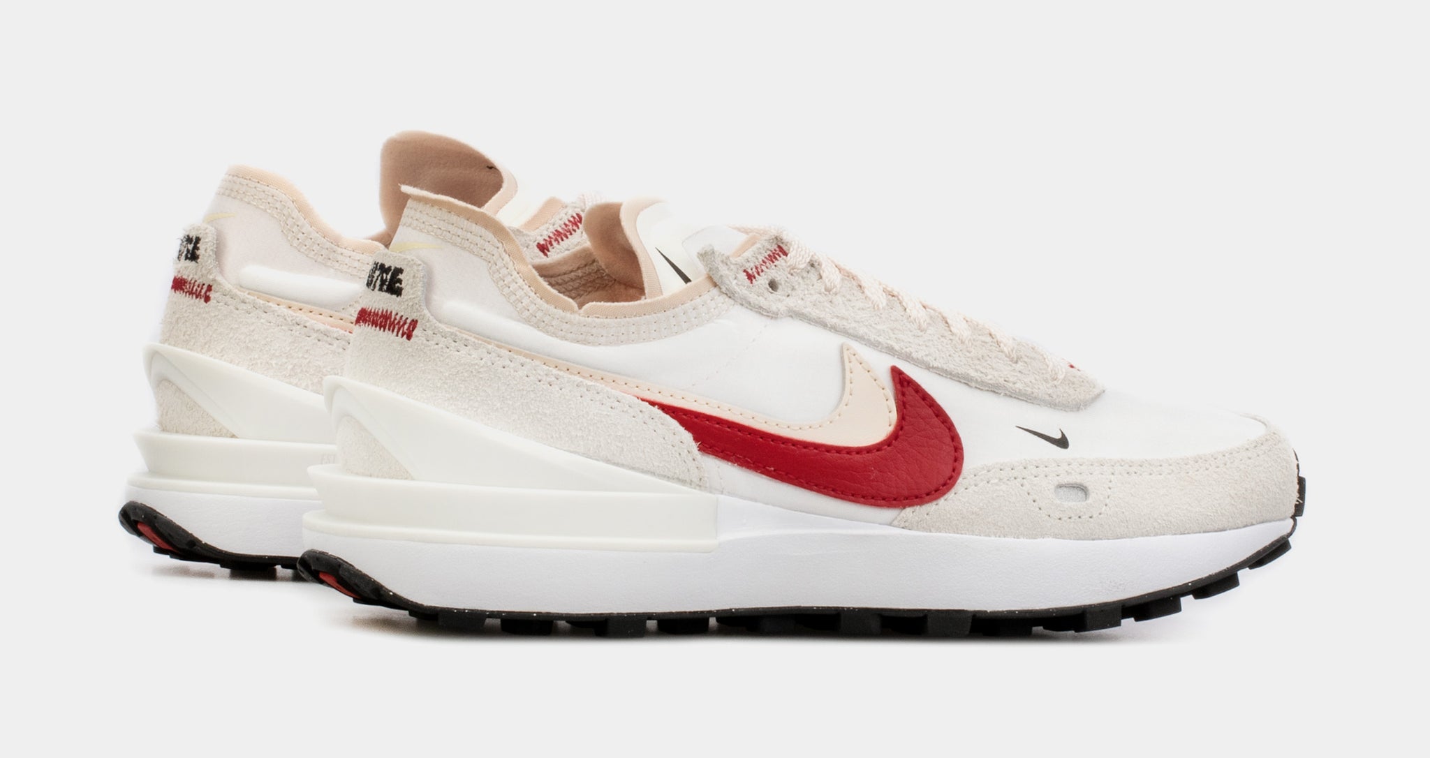 White nikes with red on sale swoosh