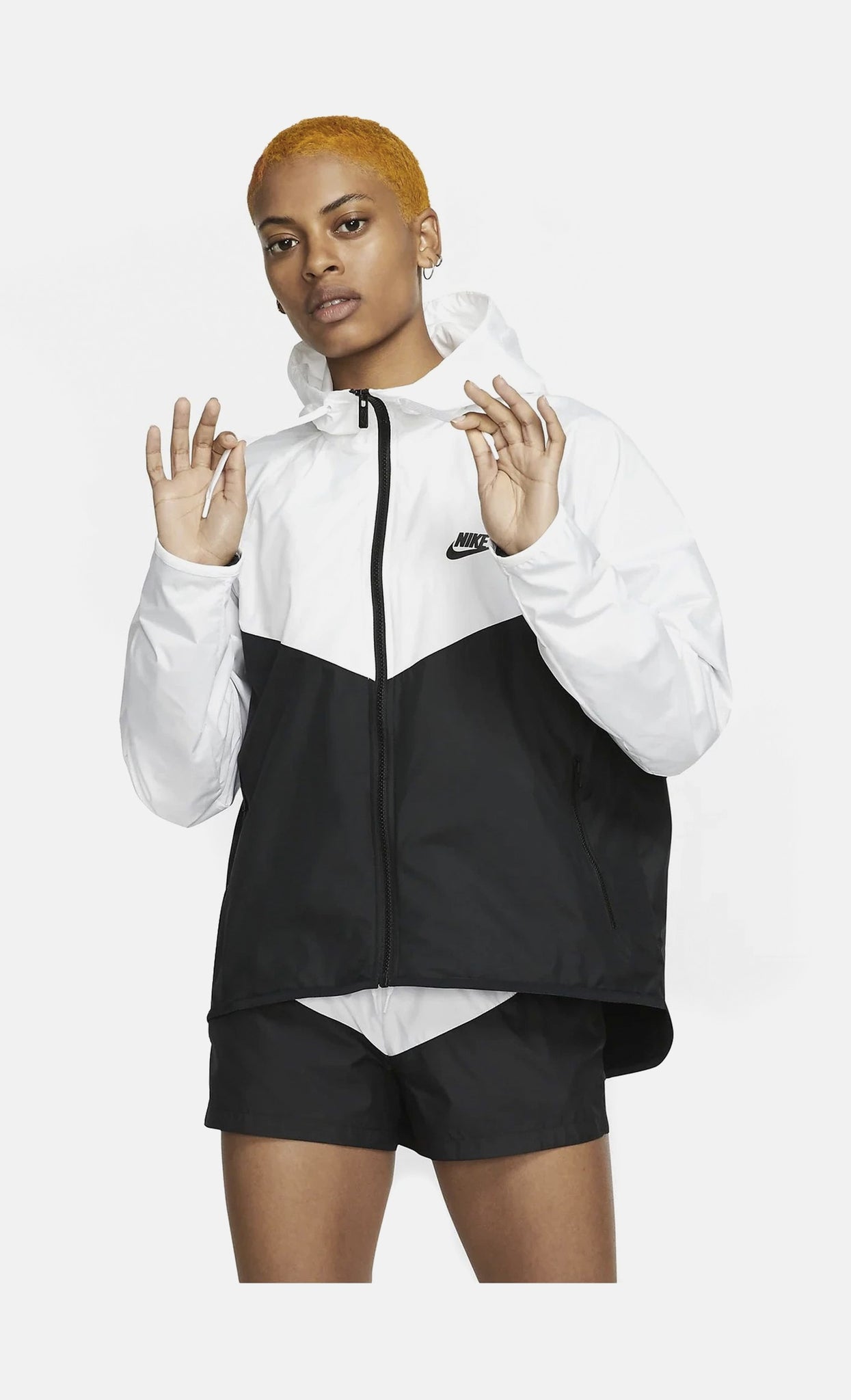 Nike Women's Sportswear Woven Windrunner Jacket In Blue Size Small