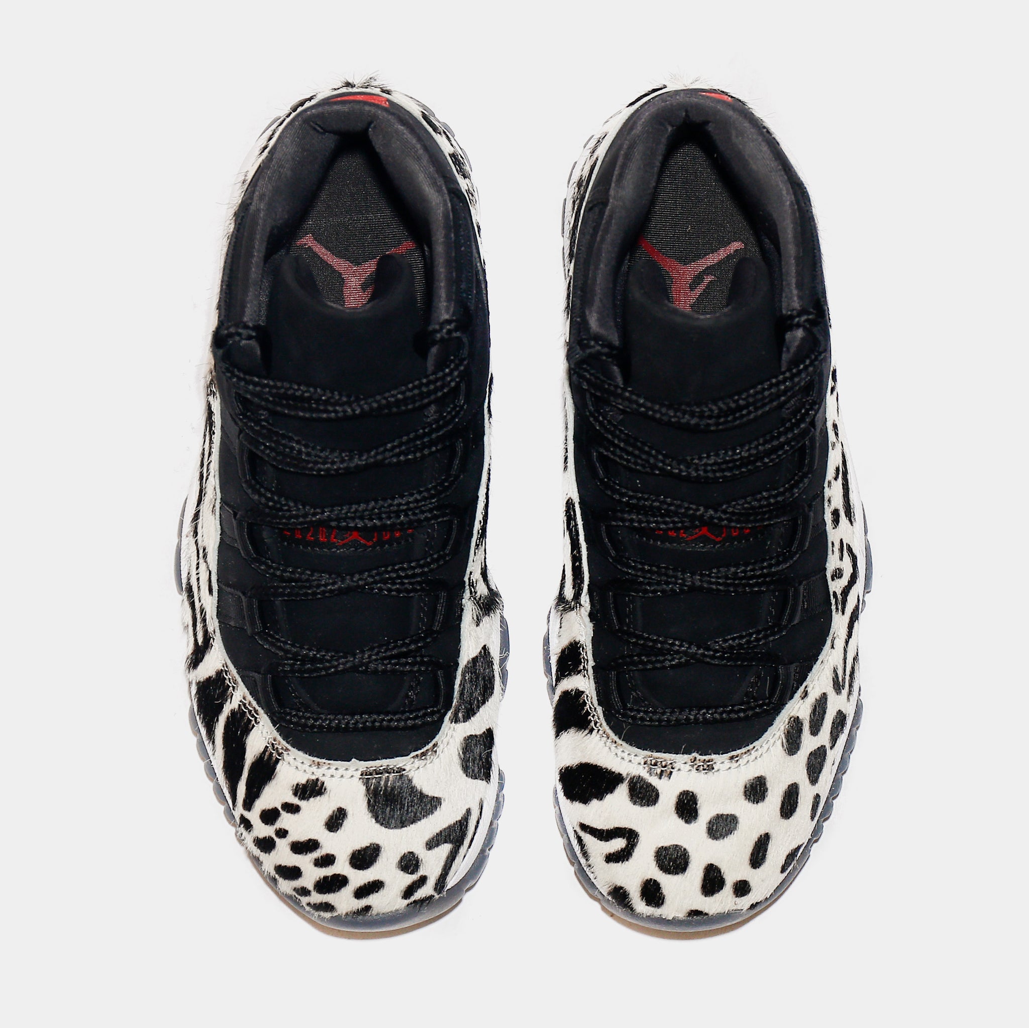 Jordan Air Jordan 11 Retro Black and White Womens Lifestyle Shoe