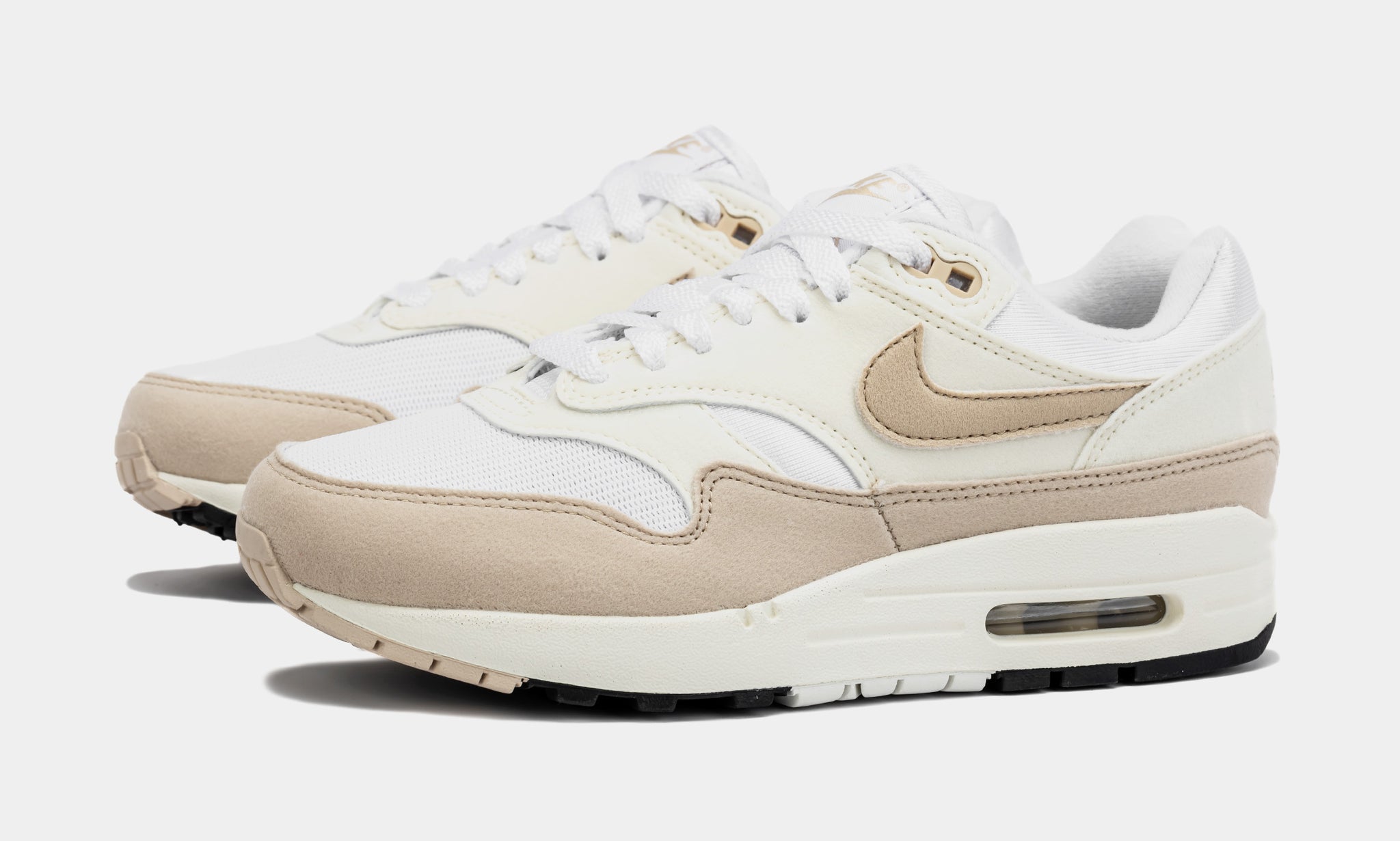 Nike air clearance max beige