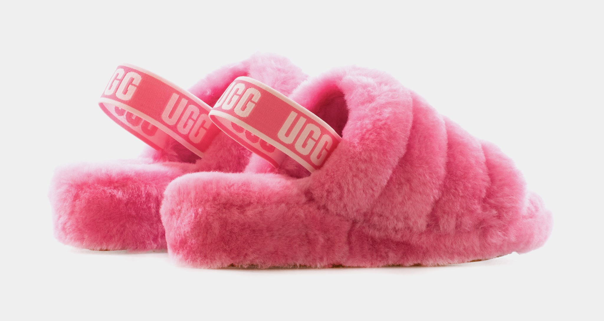 Pink shop fluffy uggs