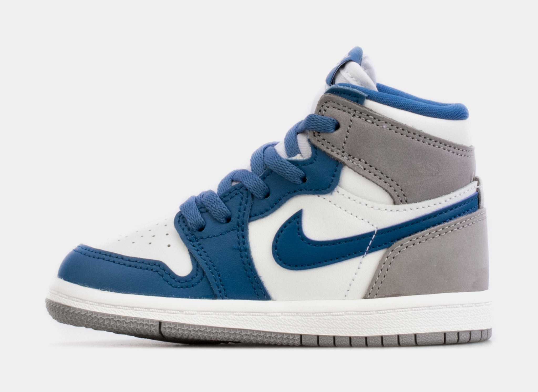 Jordan 1 baby blue and deals white