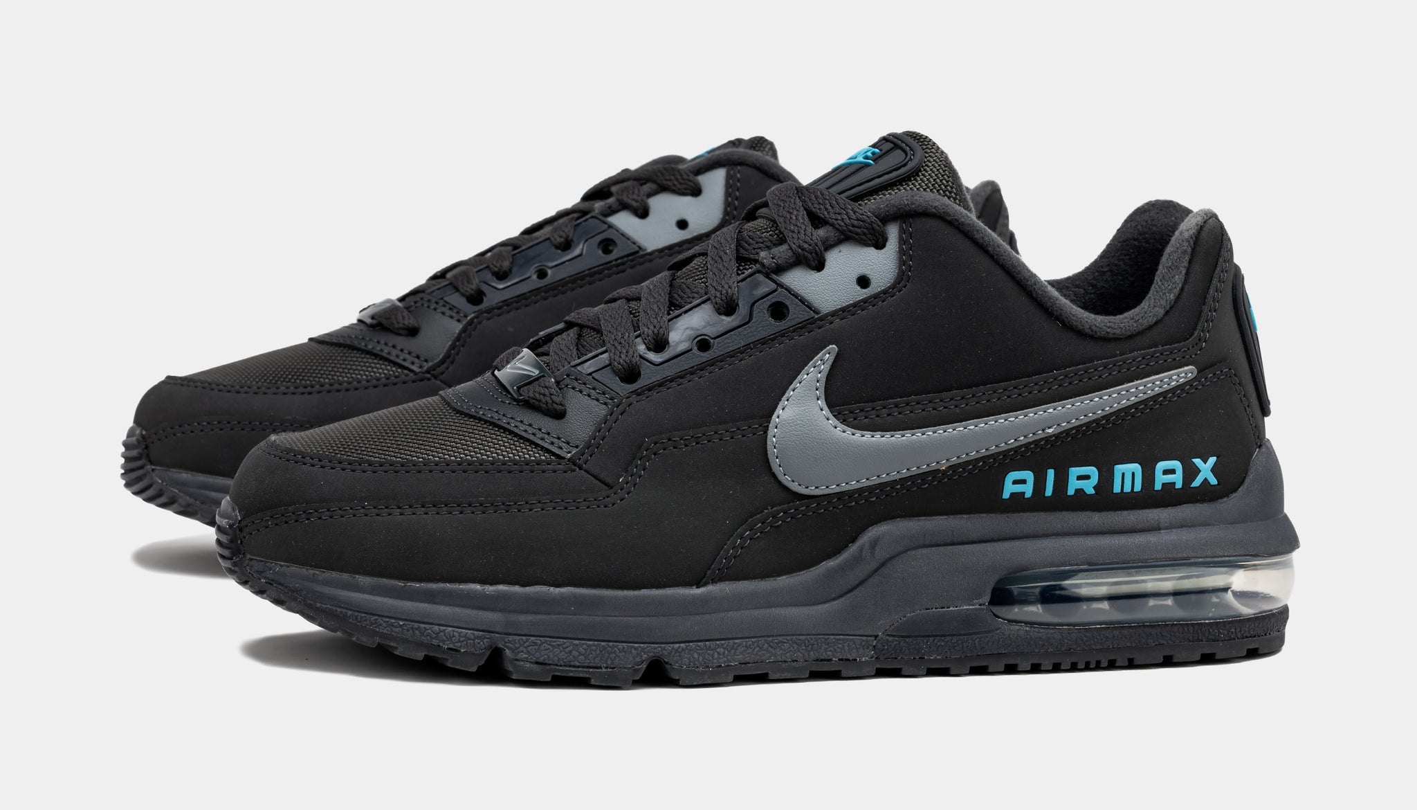 Air max ltd hot sale black and white