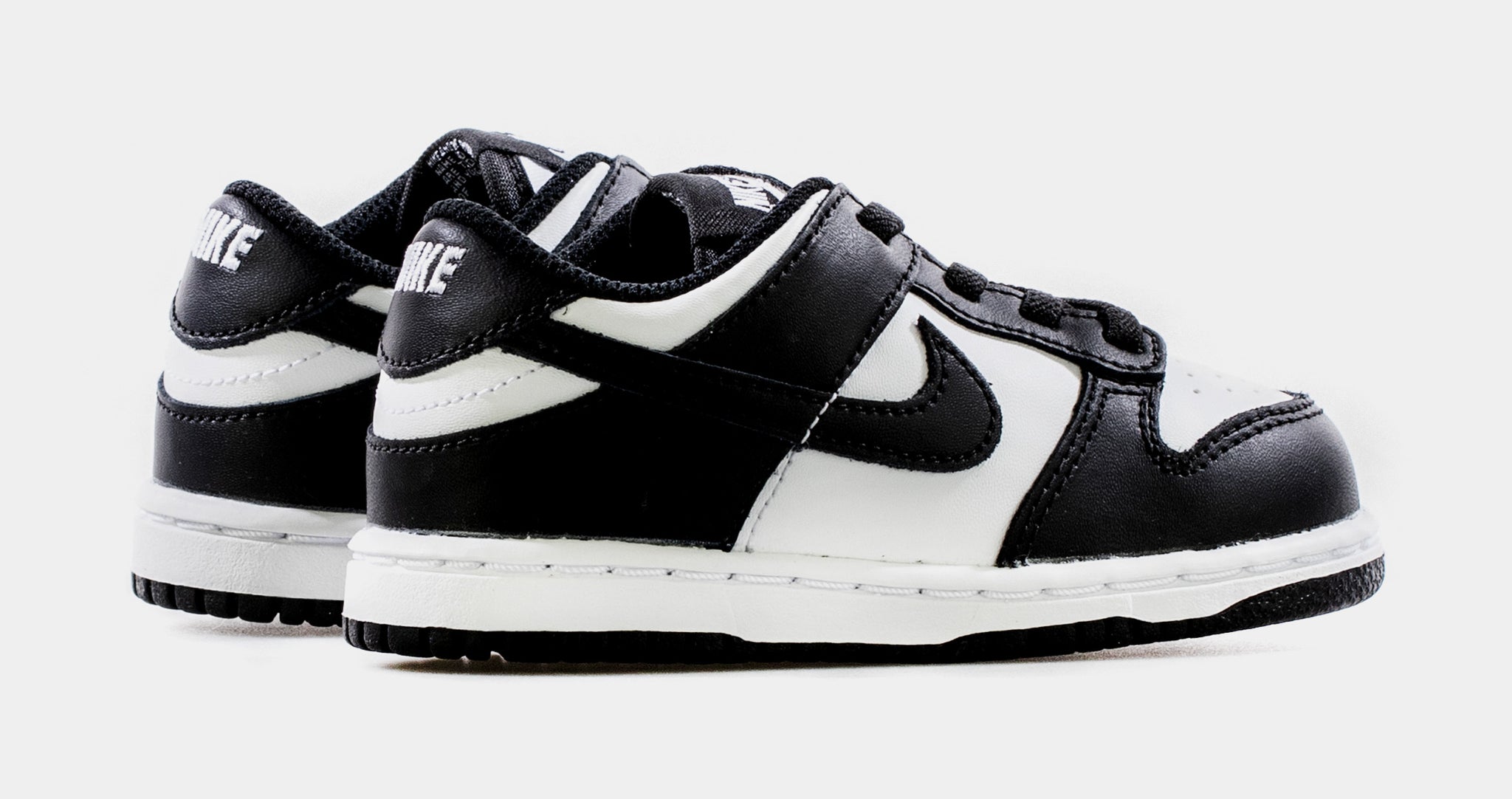 Nike dunk low “panda” black white size popular 9C