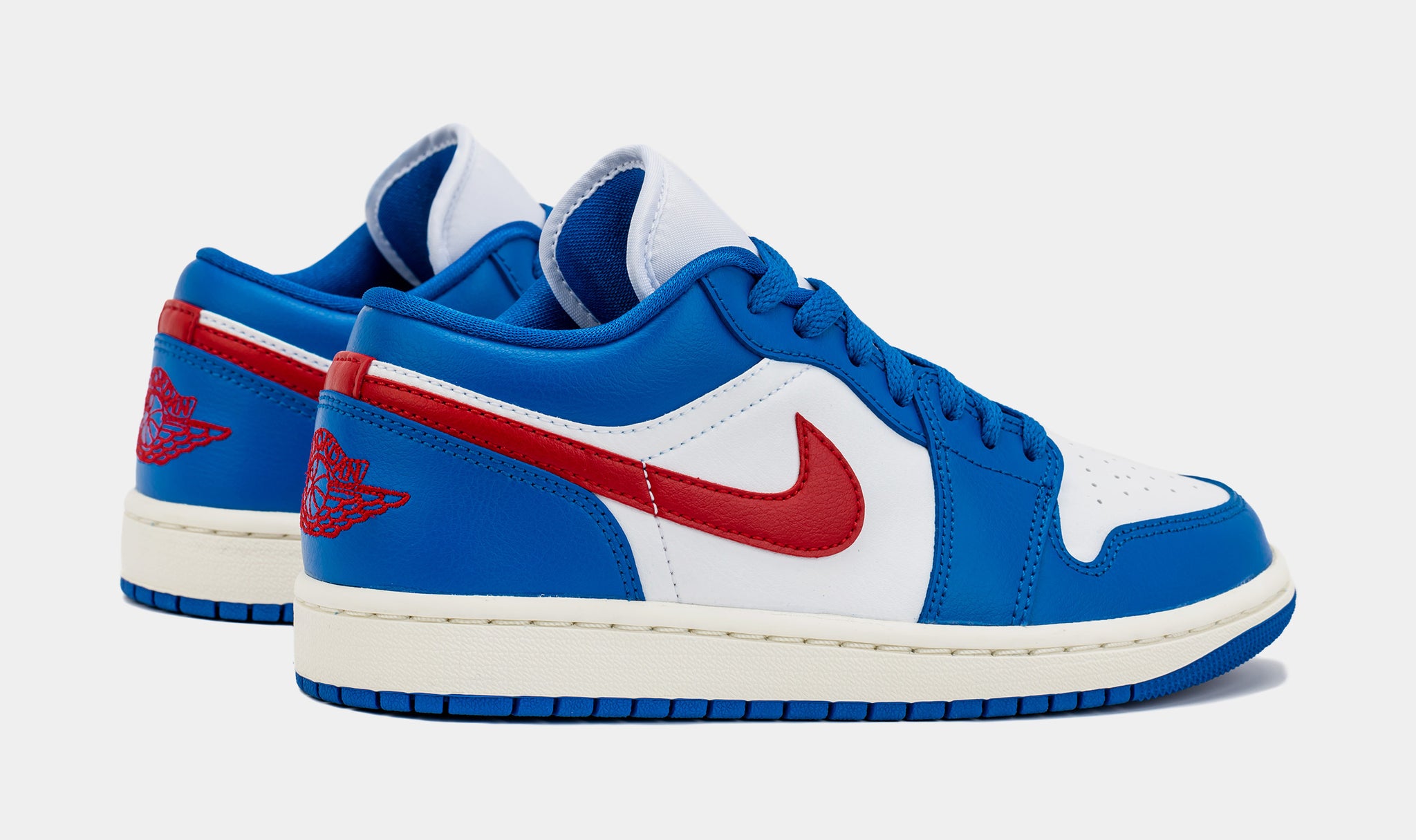 Air jordan blue red white deals