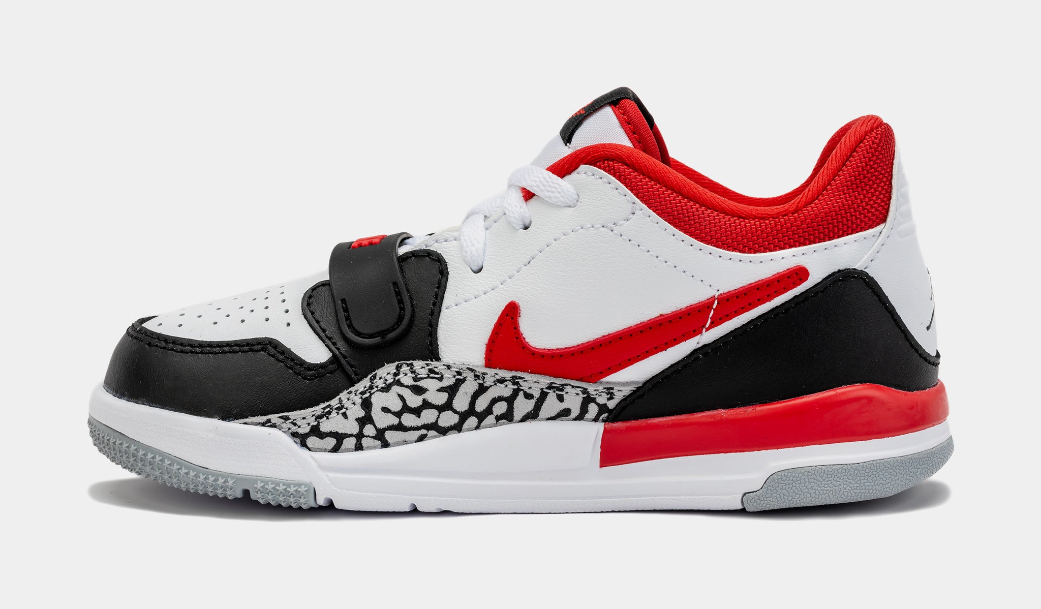 Air Jordan Legacy 312 Low Preschool Lifestyle Shoes (Red/Black)