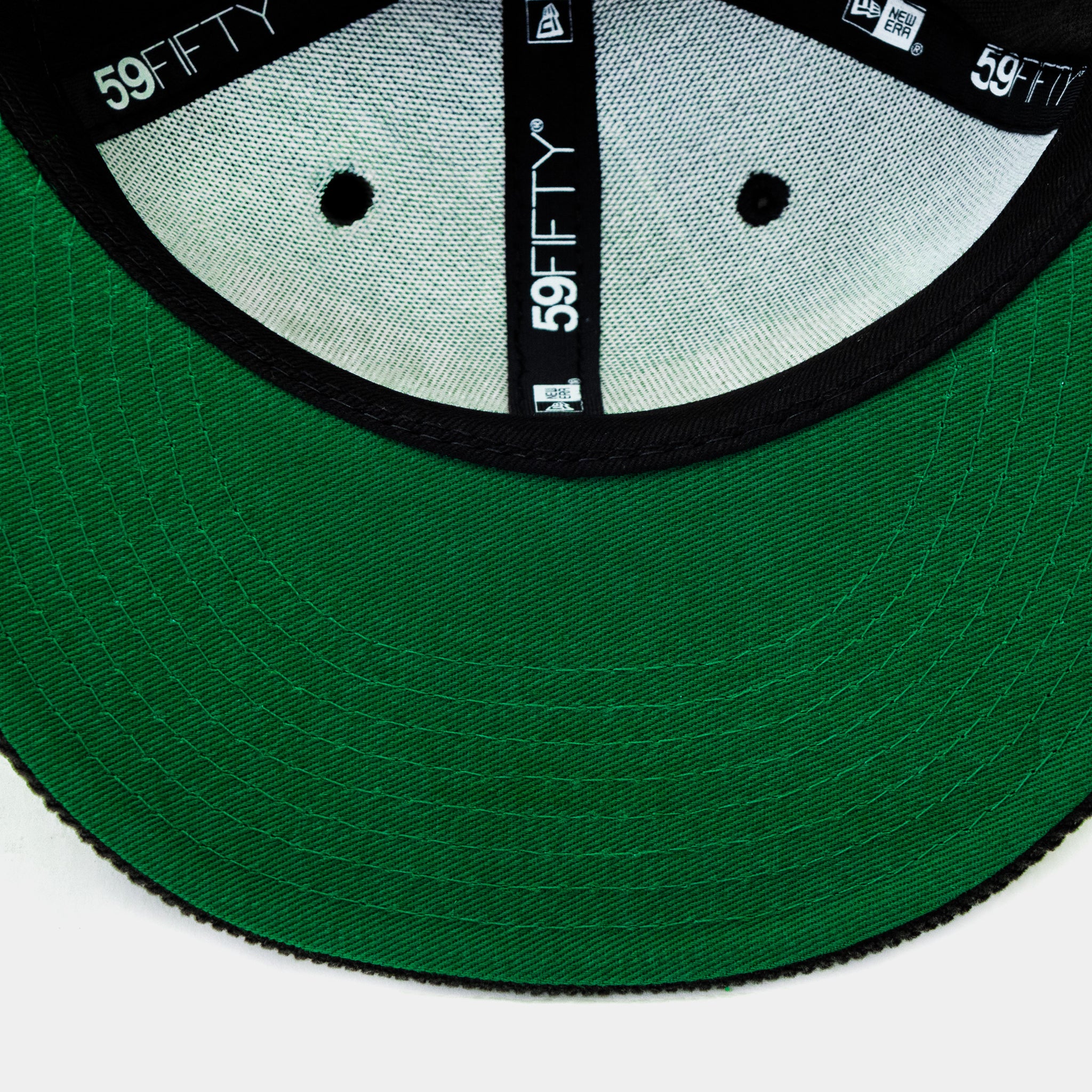 New Era Oakland A's Outdoor 59FIFTY Mens Fitted Hat White Green